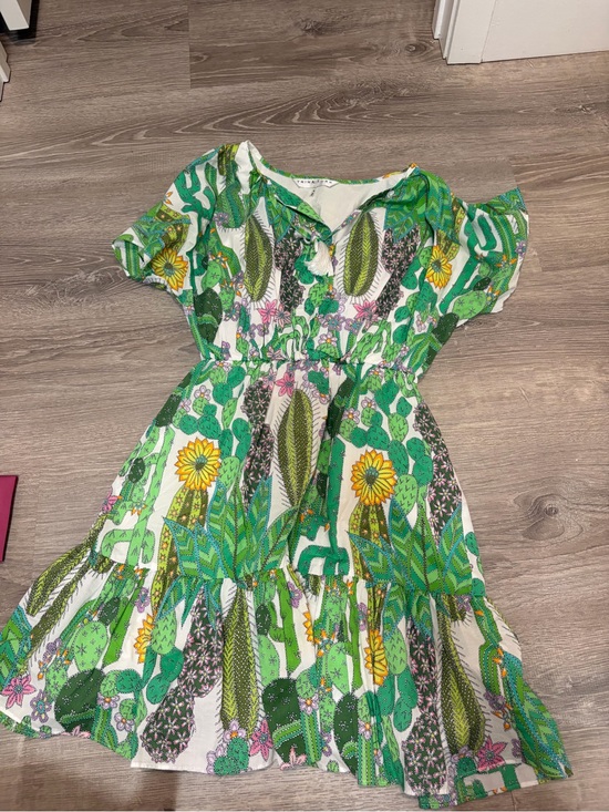 Trina Turk Dresses & Skirts - Trina Turk Cactus Dress
